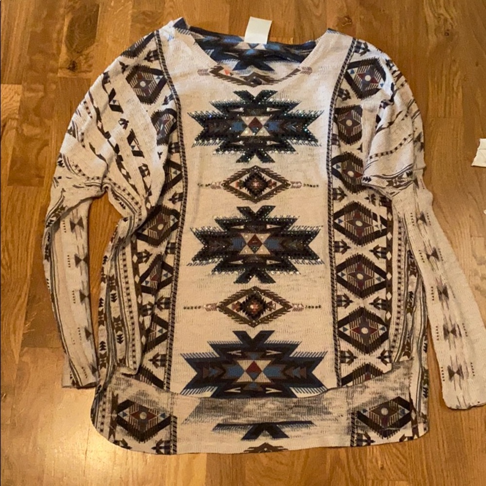 Long sleeve shirt